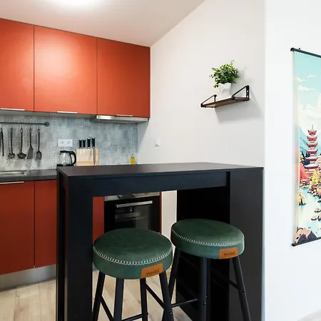 Apartment Comfort *